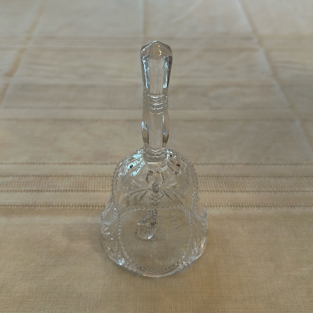 Vintage Emson Dinner Bell 24% Lead Crystal "The Lord Is My Shepherd" Prayer Bell
